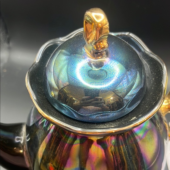 Iridescent Gold and Black Teapot - Picture 2 of 11